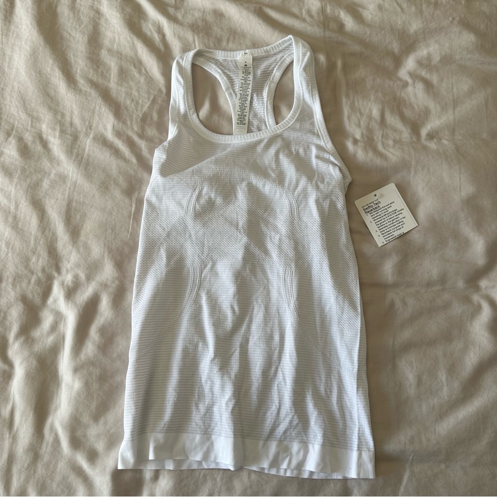 Lululemon Swiftly Tech Tank Size 4